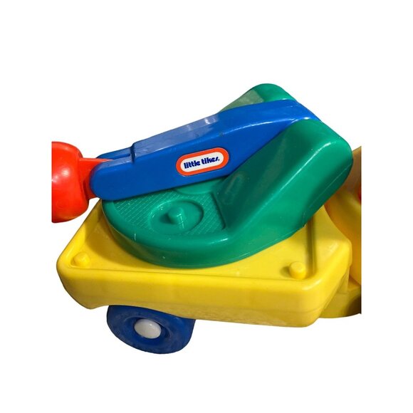 Little Tikes Cherry Picker Lift Truck with  Construction Workers Toddle Tots Vin - Picture 8 of 11